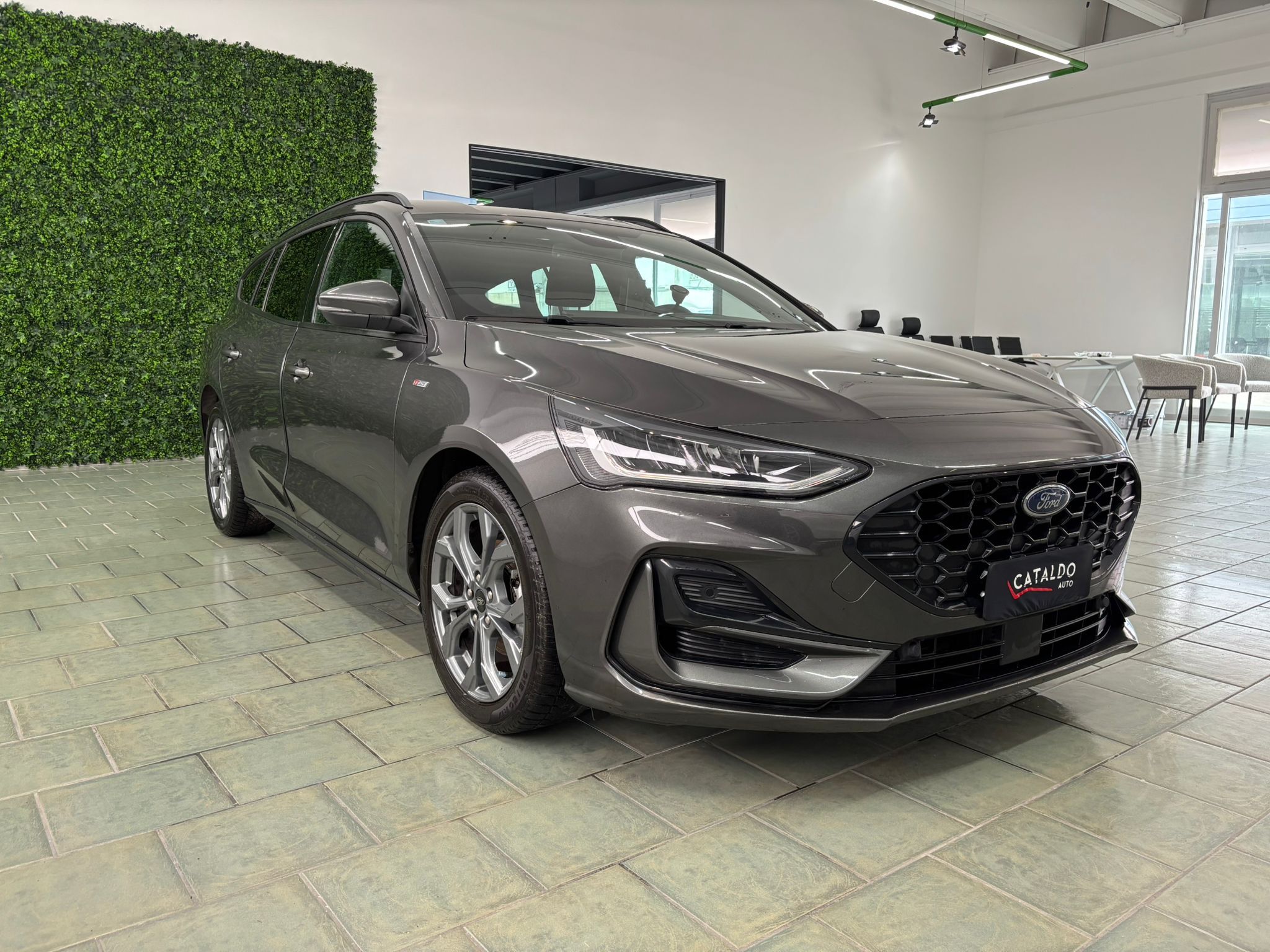 Ford Focus V 2022 SW 1.0 ecoboost ST-Line Style 125cv - Image 7