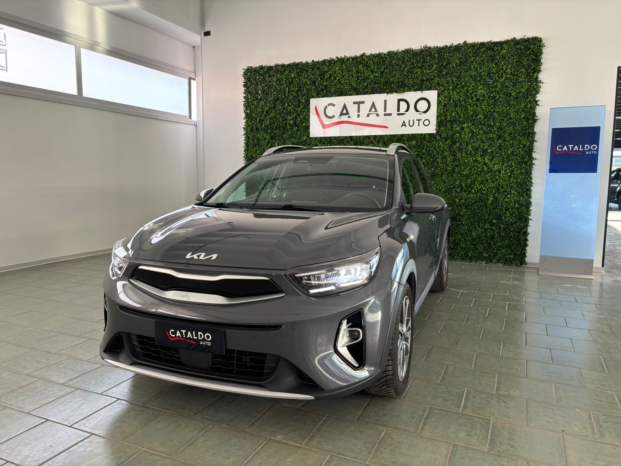 Kia Stonic 1.0 Style ecogpl 95cv dct - Image 1