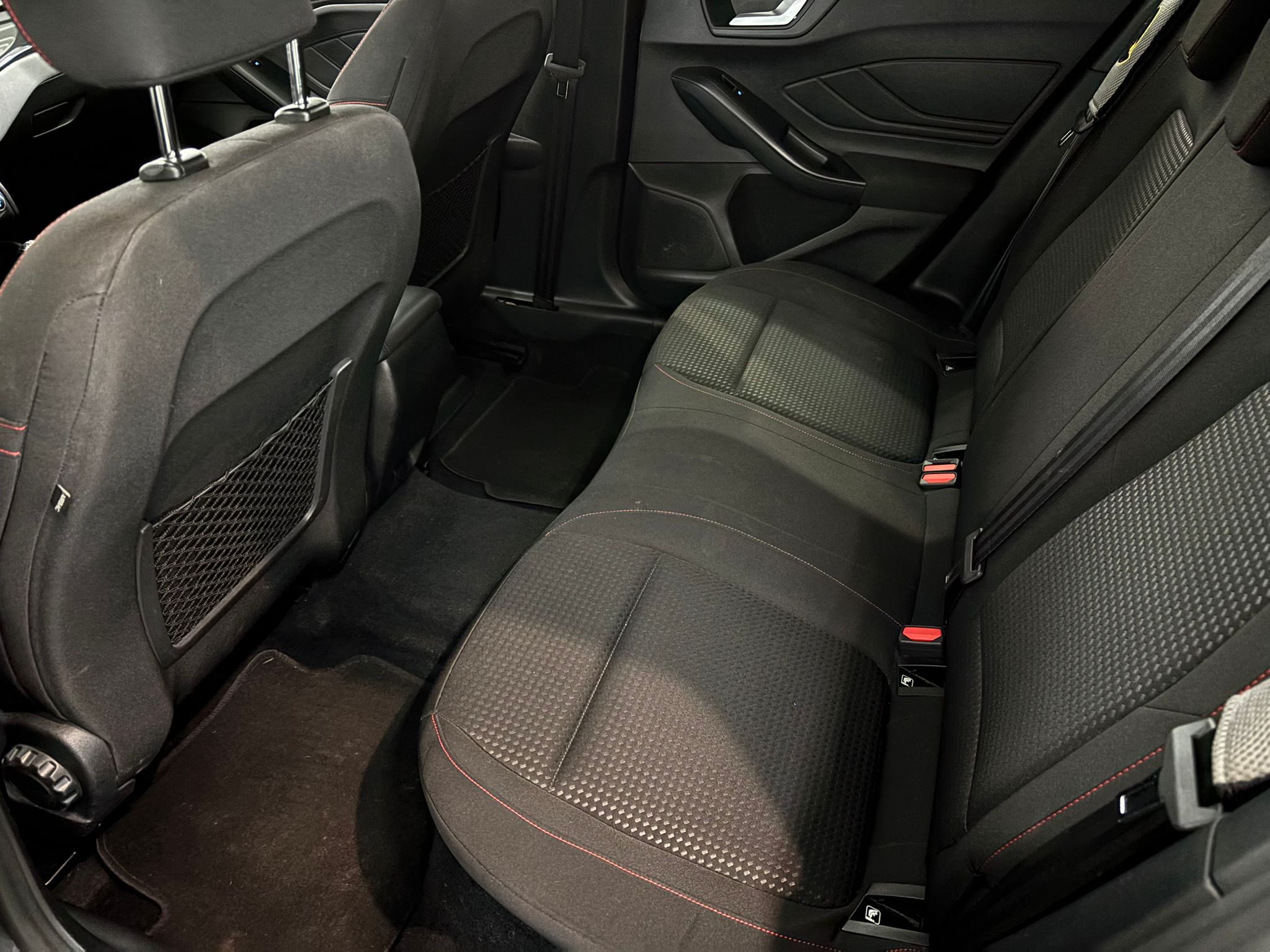 Ford Focus V 2022 SW 1.0 ecoboost ST-Line Style 125cv - Image 20