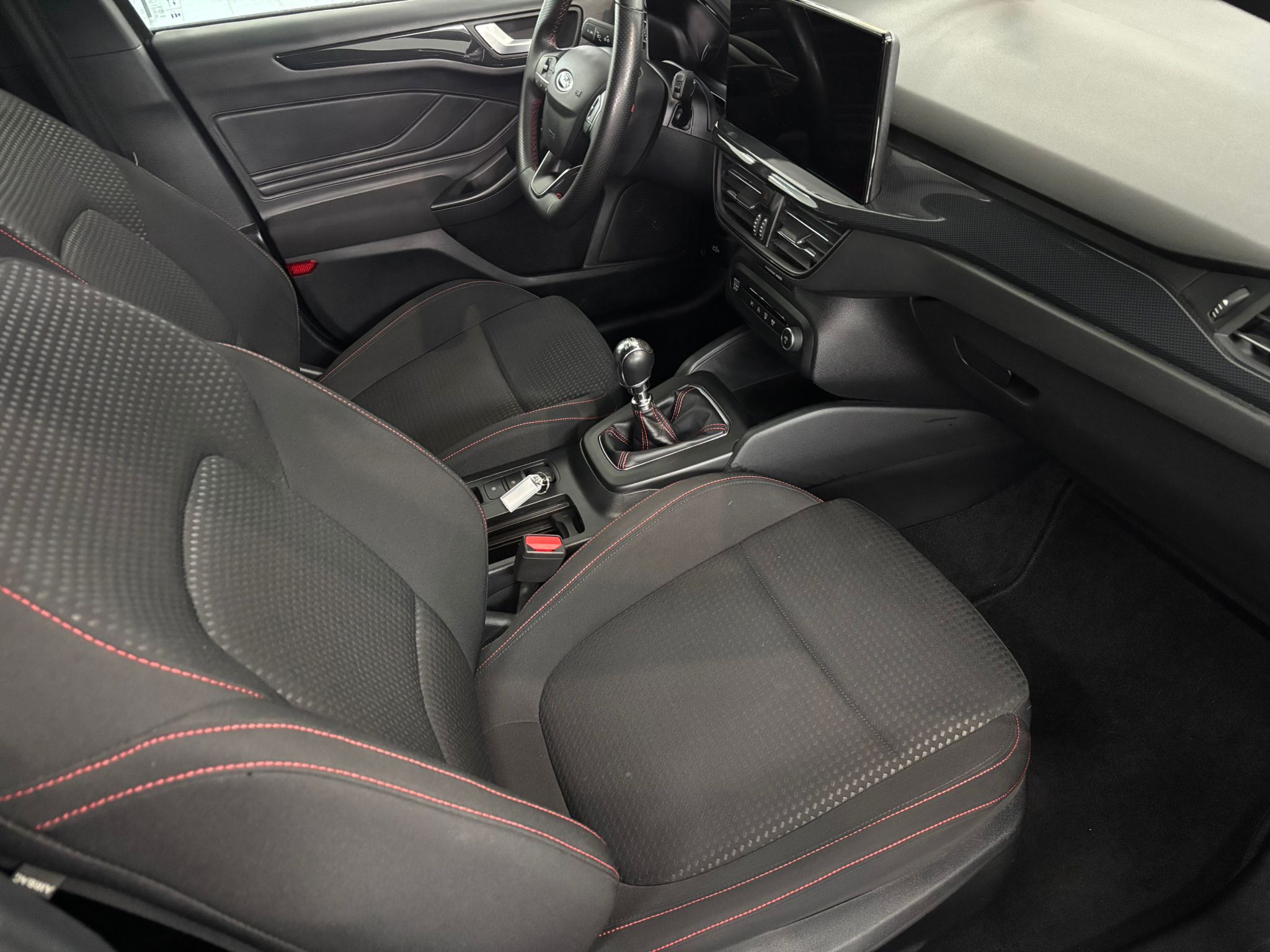 Ford Focus V 2022 SW 1.0 ecoboost ST-Line Style 125cv - Image 19