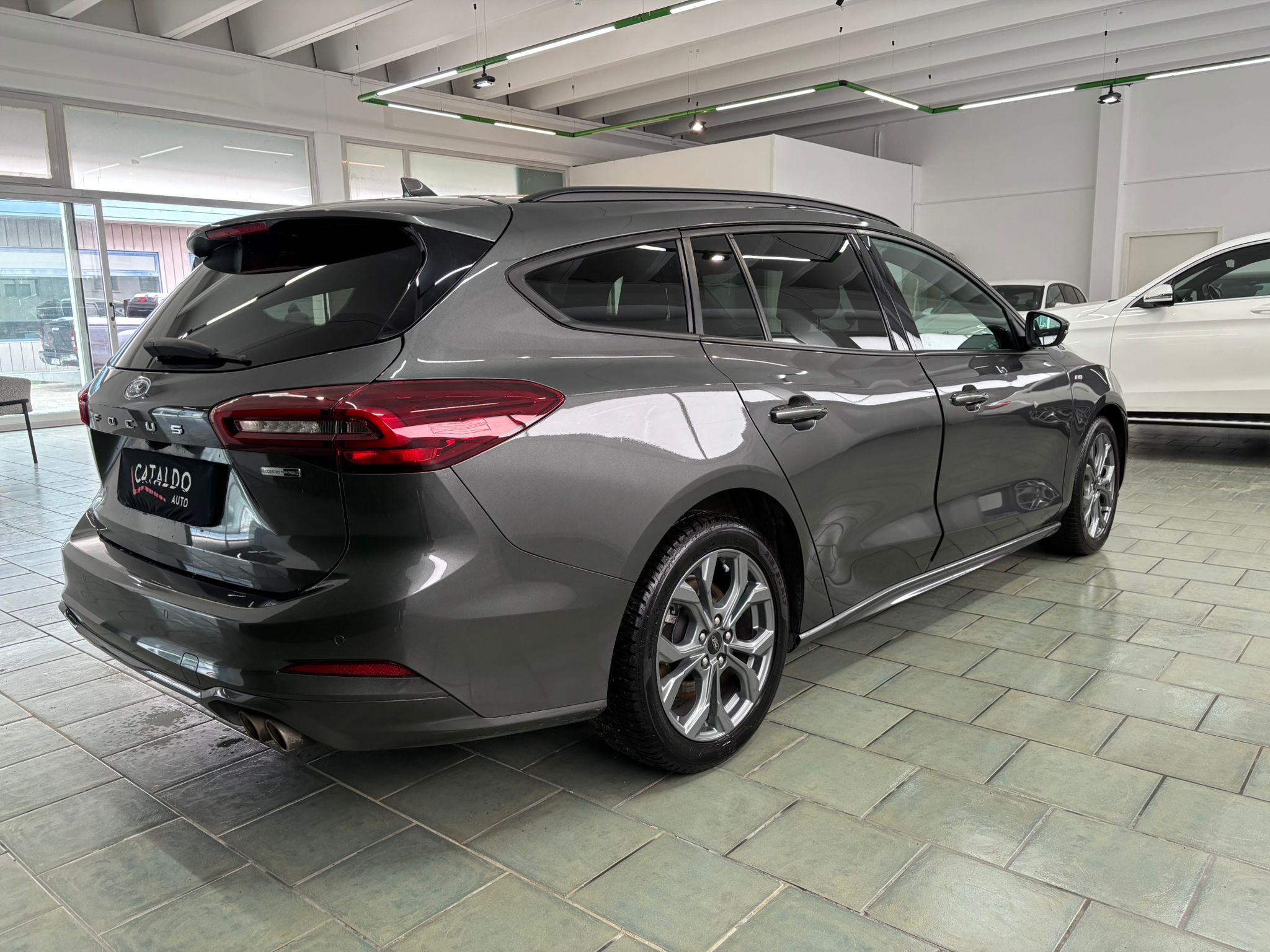 Ford Focus V 2022 SW 1.0 ecoboost ST-Line Style 125cv - Image 5