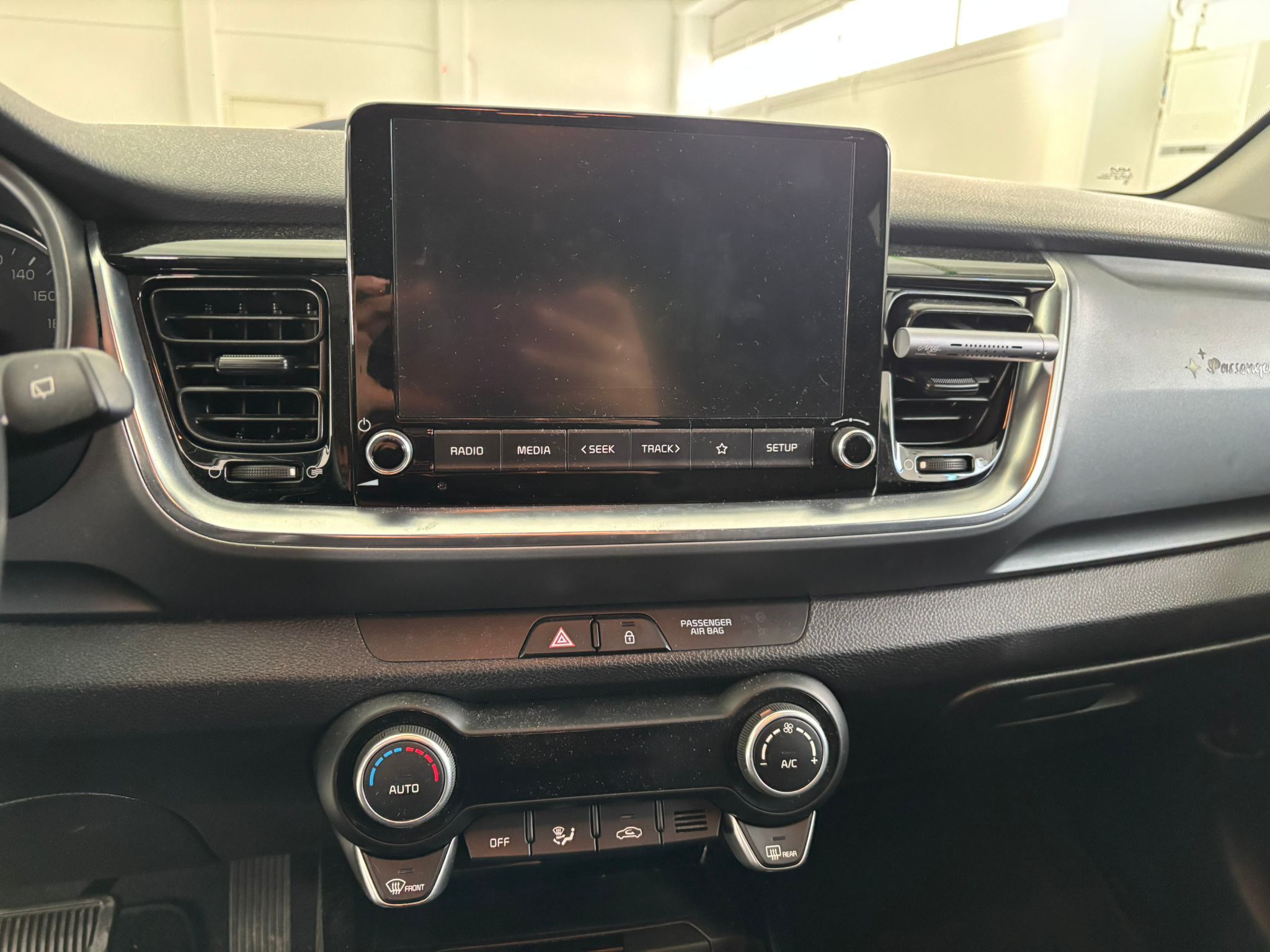 Kia Stonic 1.0 Style ecogpl 95cv dct - Image 15